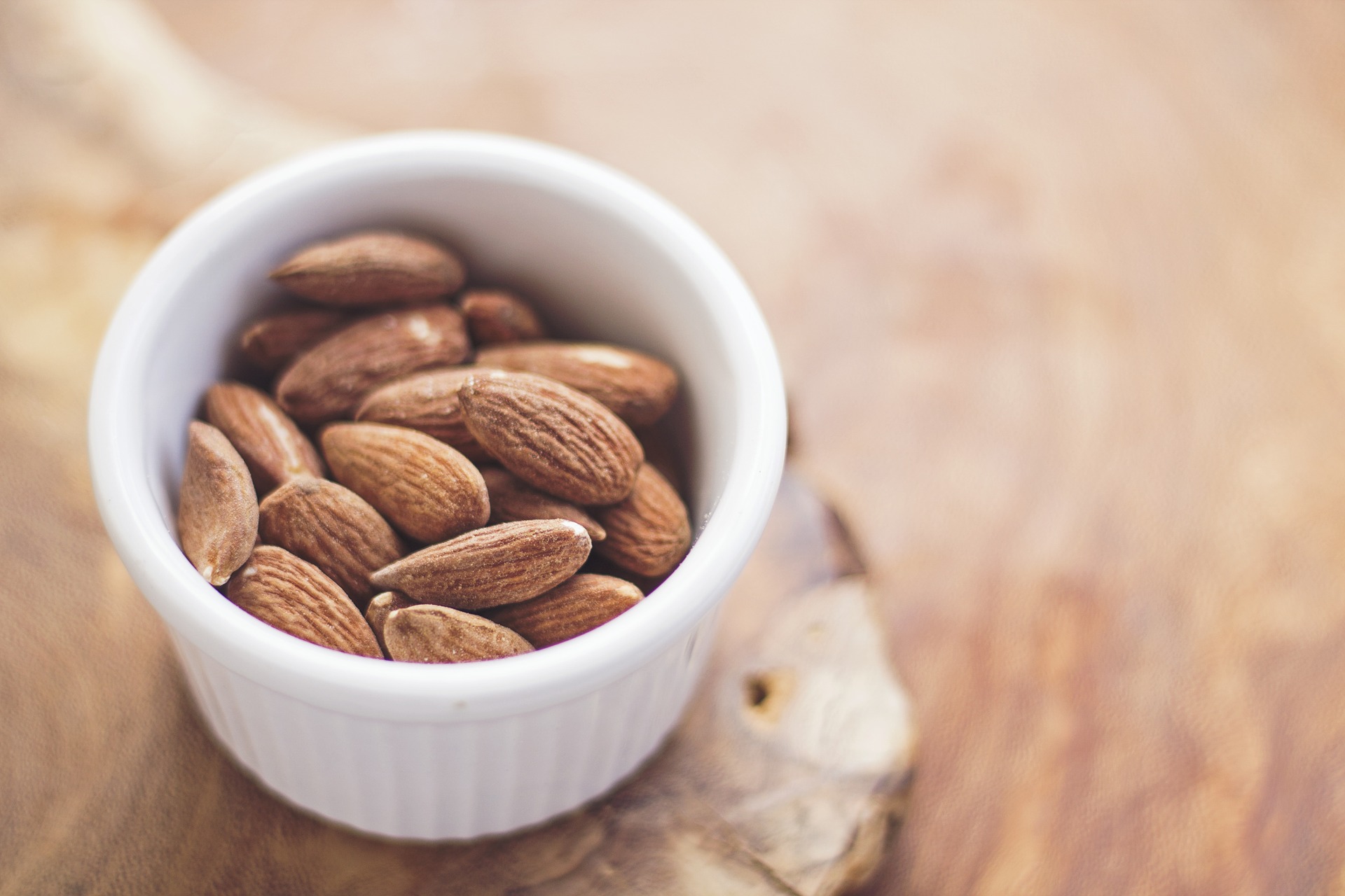 Las nueces son un alimento permitido en la dieta FODMAP. (Free-Photos / Pixabay)