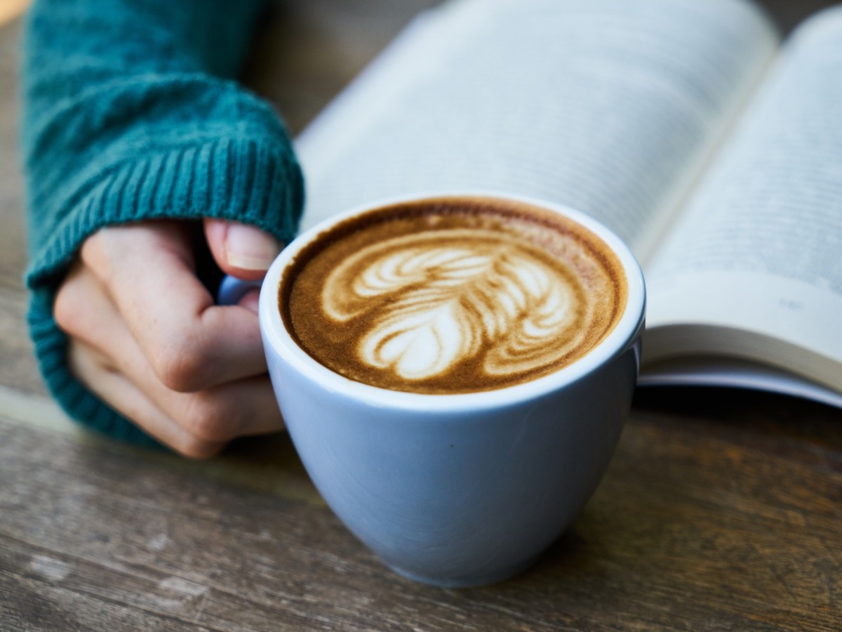 Tomar café podría ayudar a quemar grasa