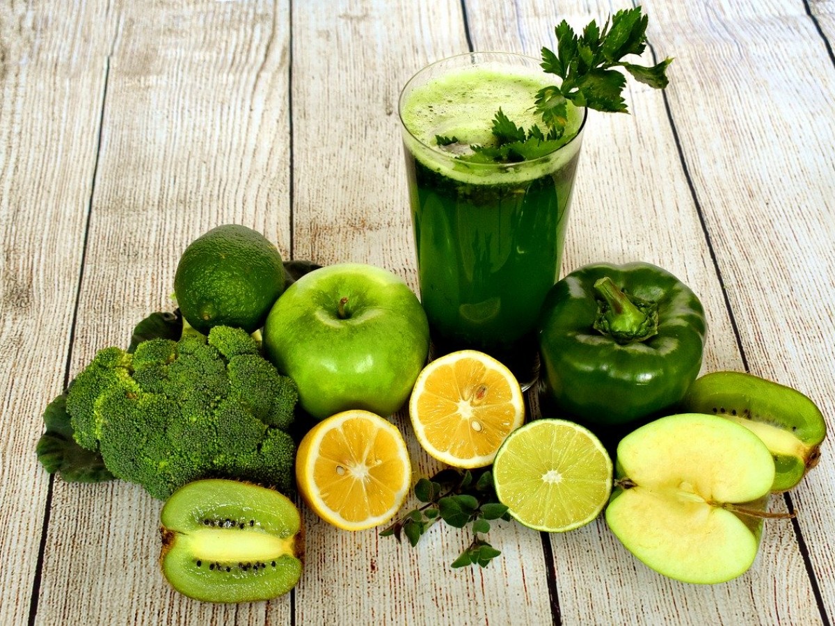 Por Dentro | Dietas y Nutrición: Jugos verdes para fortalecer tu ...