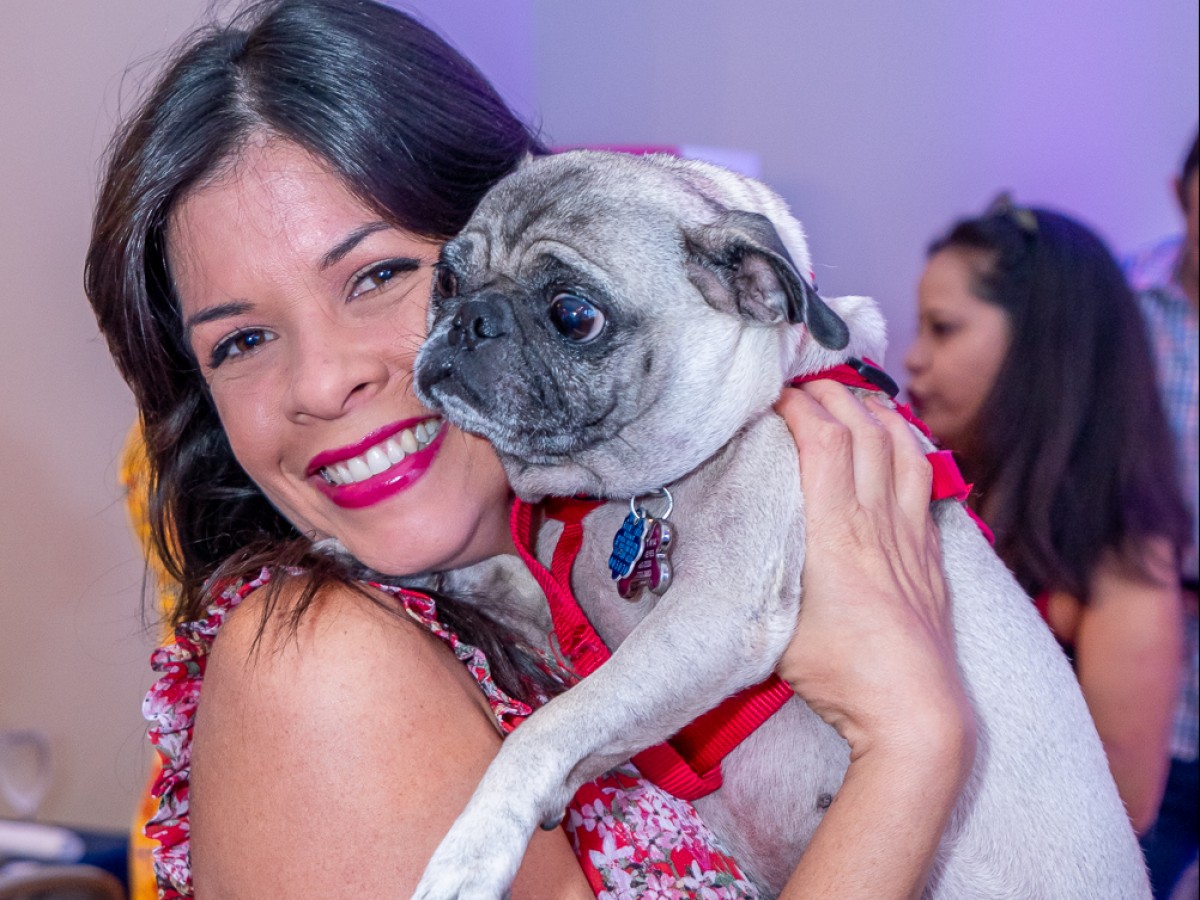 Rinden homenaje a perros héroes
