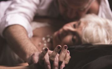 Algunas posturas para disfrutar del sexo al llegar a la tercera edad