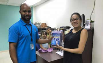 Llegan insulinas y sus neveras para pacientes necesitados con diabetes