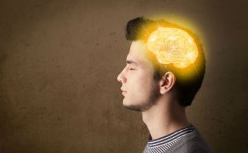 El cerebro aplaca el intento de ejercitarnos y nos manda al sofá